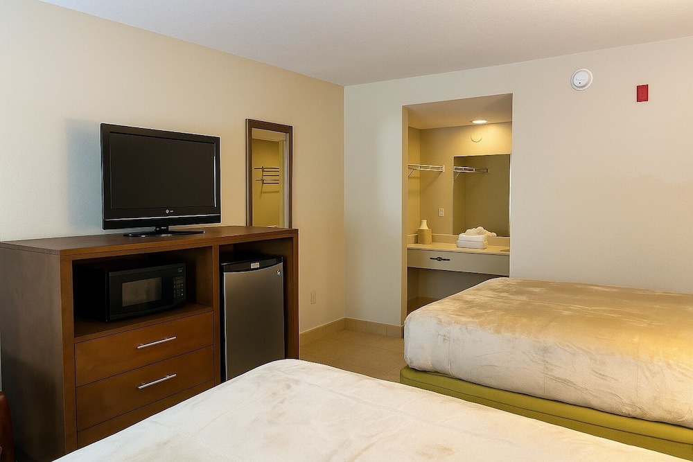 Serena Inn 11/24