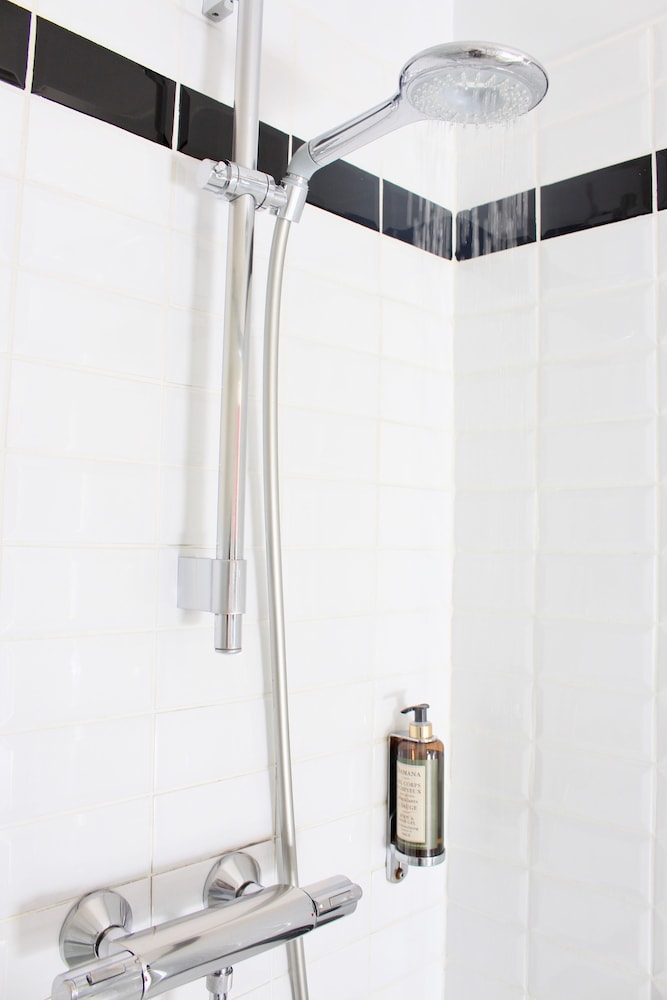 HOTEL LE CHARLESTONE photo2