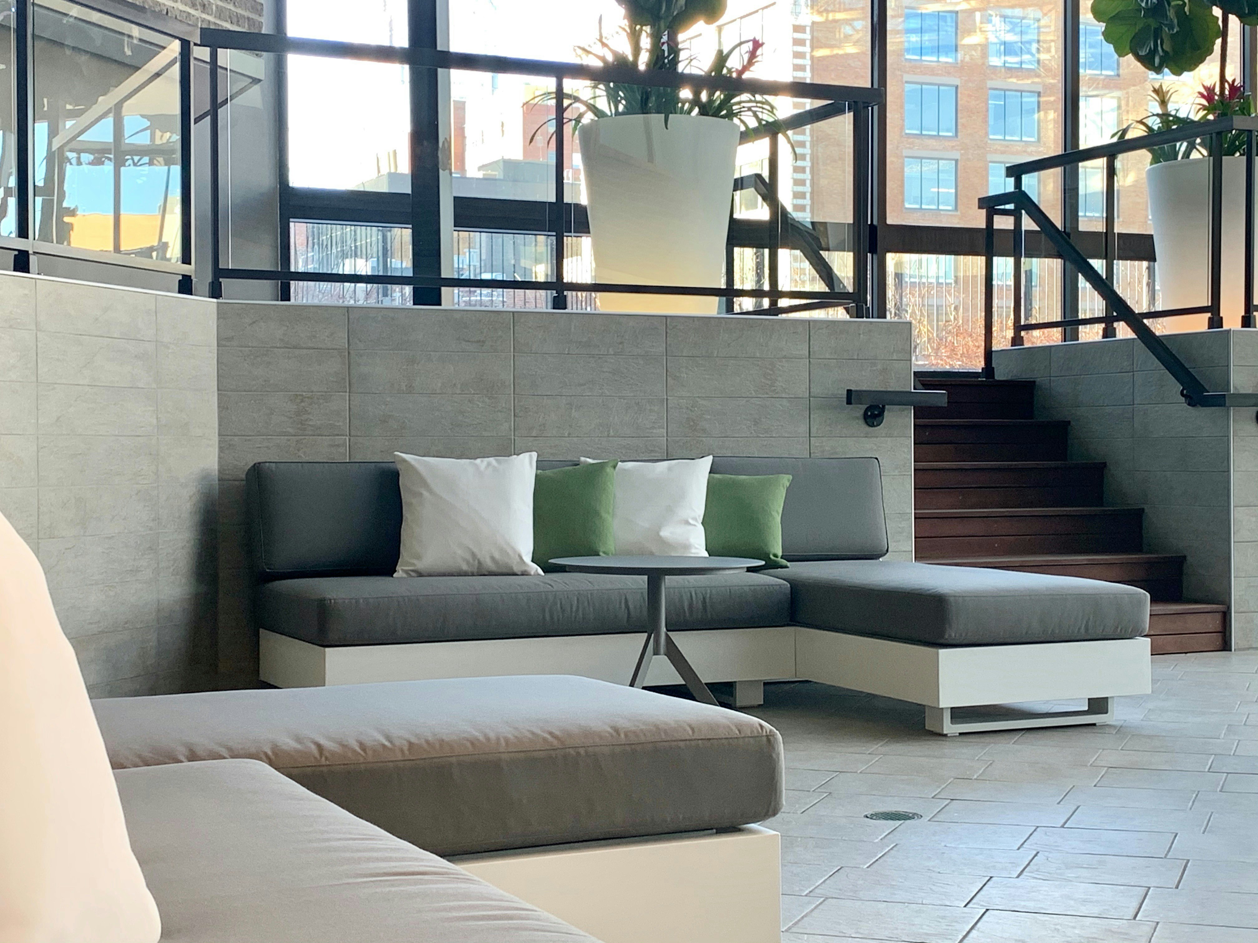 DoubleTree by Hilton Montreal 45/77