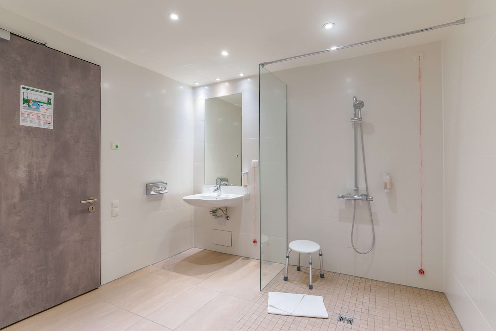 elaya hotel munich city, Trademark Collection by Wyndham 7/48