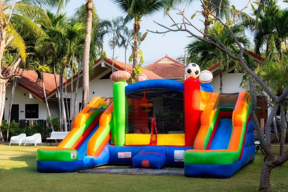 Dolphin Bay Resort 60/69