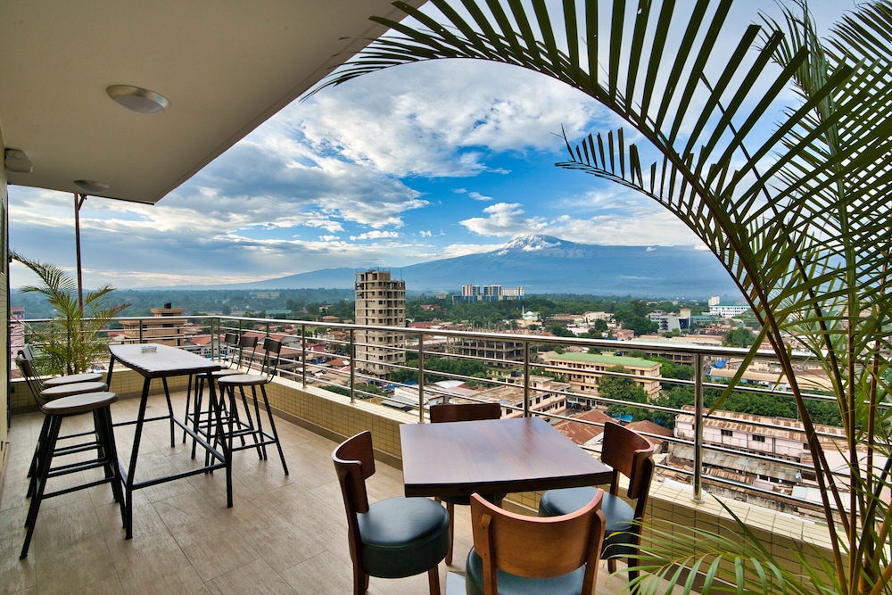 Kibo Moshi Palace Hotel 41/53