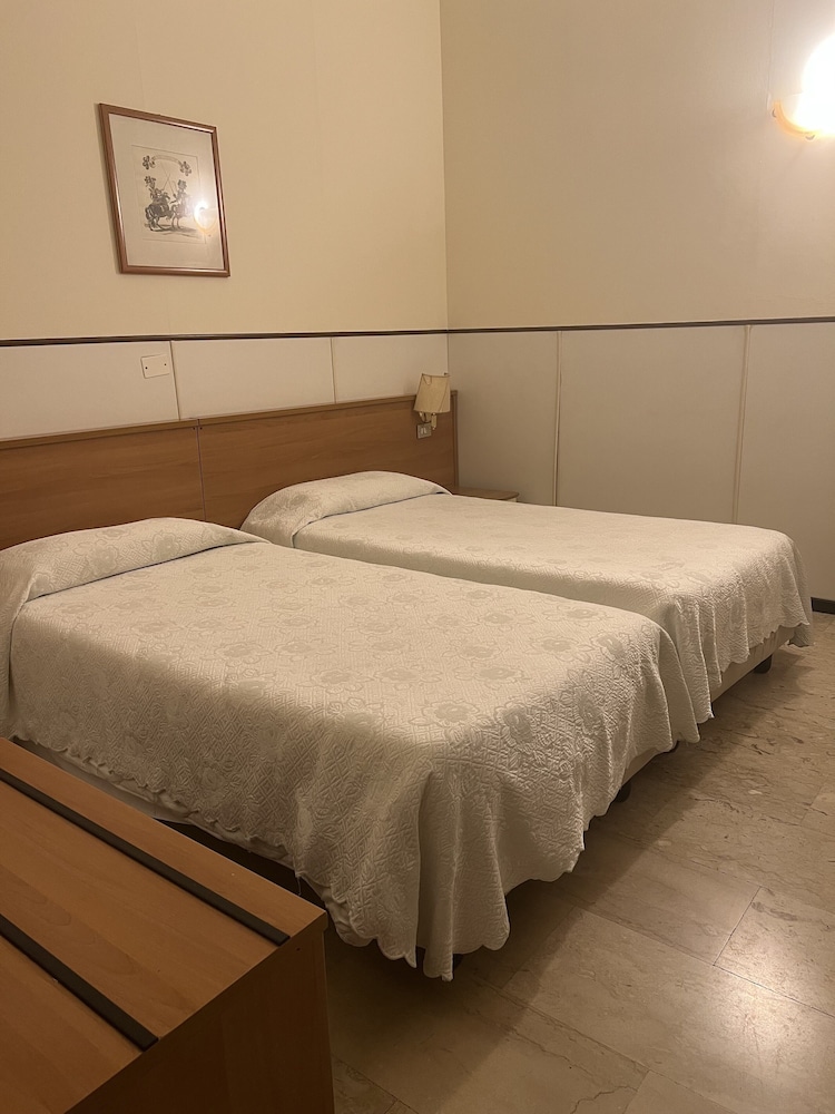 ECONOMY, DOUBLE BED, GROUND FLOOR