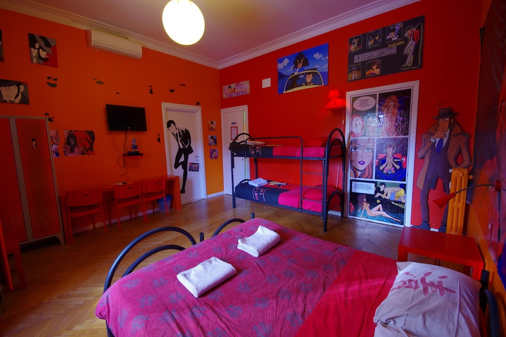 Comics Guesthouse 27/46