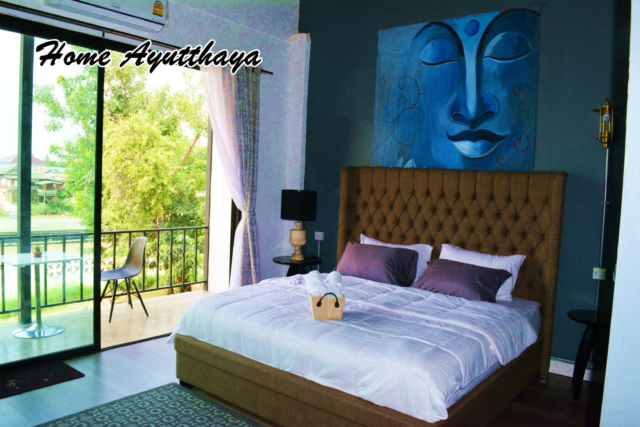 Room 1, Deluxe