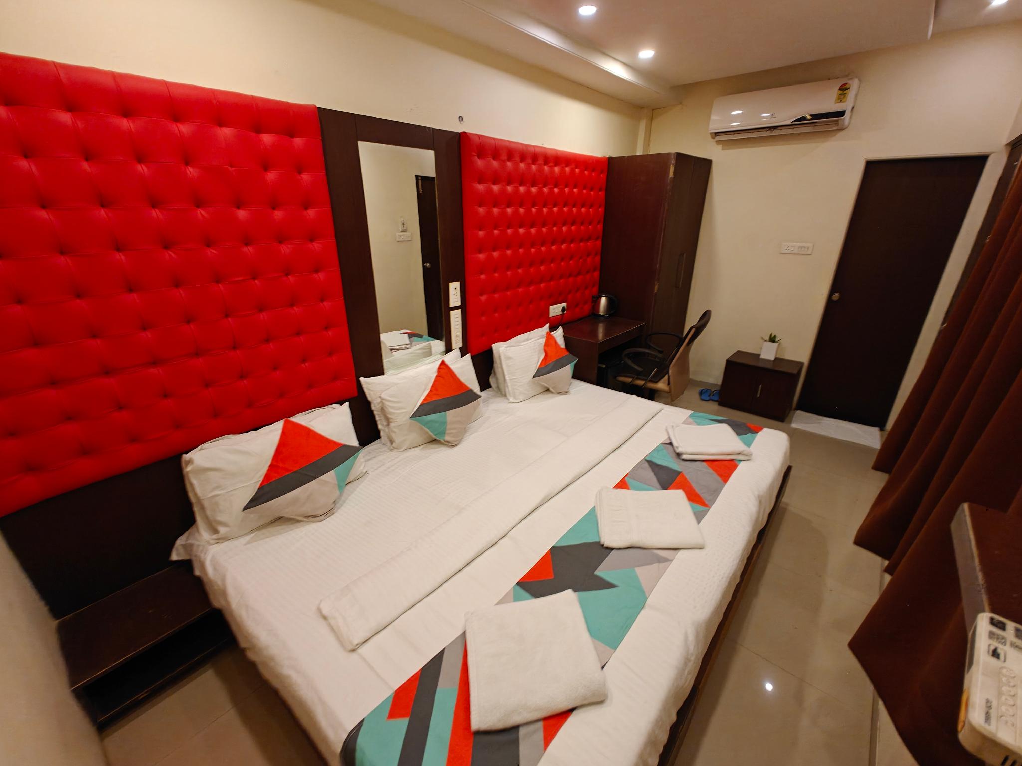 Deluxe, Triple, 3 Beds