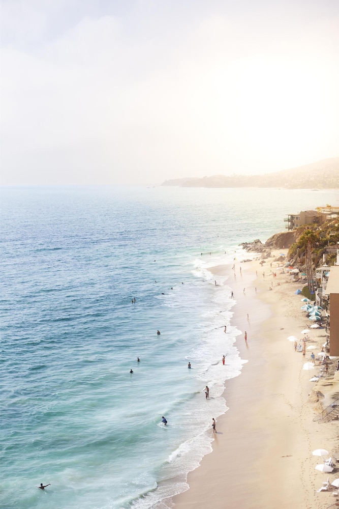 Surf and Sand Hotel 44/47