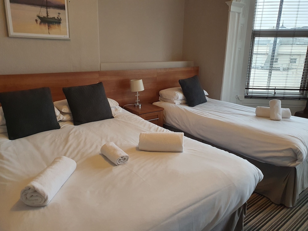 The York Hotel 18/49