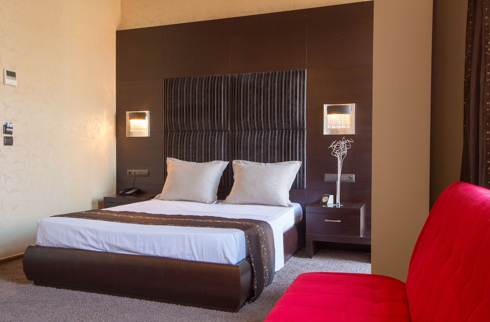 Aion Luxury Hotel 18/50