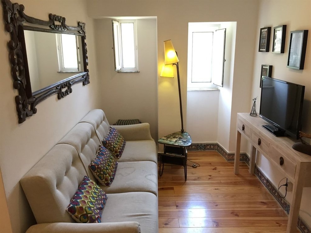 Santosweethome 1 26/50