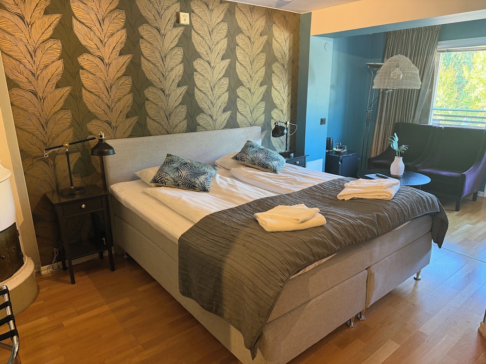 Treetop Spa Hangout & Hotel 14/50