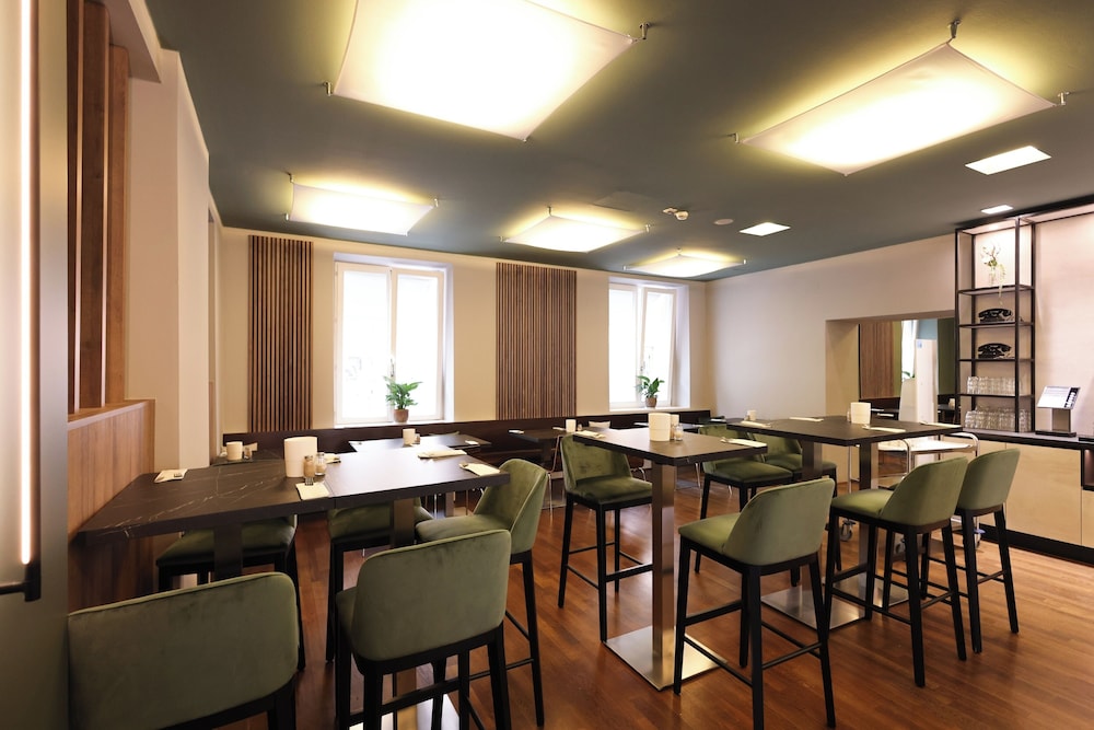 Altstadt Hotel Hofwirt Salzburg 68/89