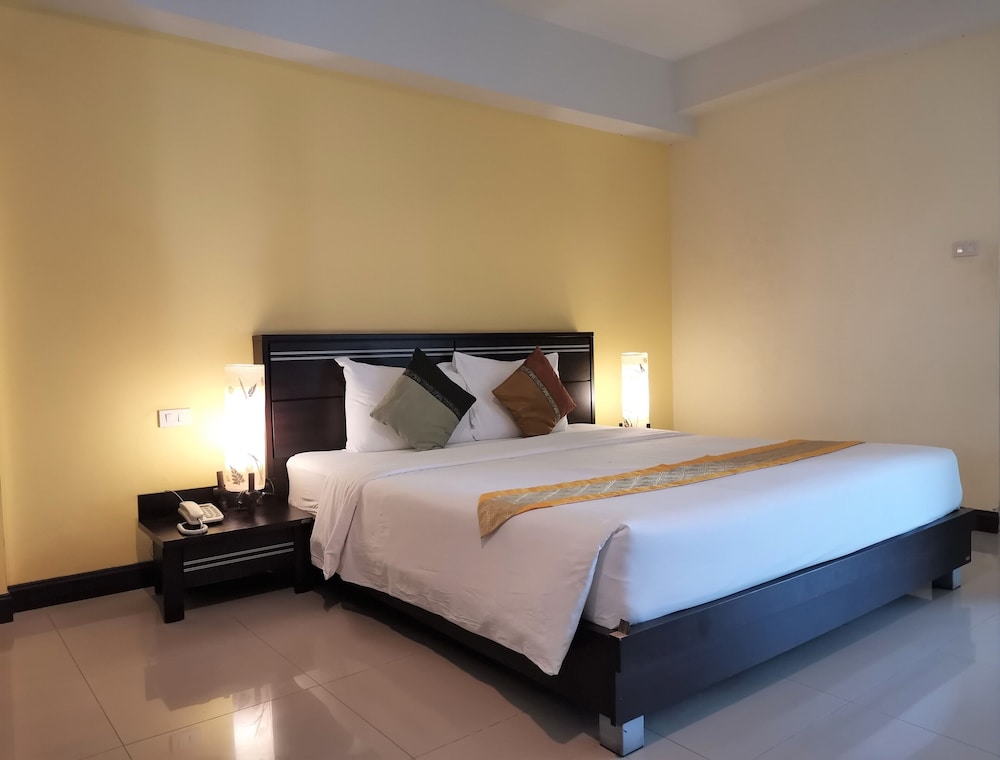 Phupara Place 12/31