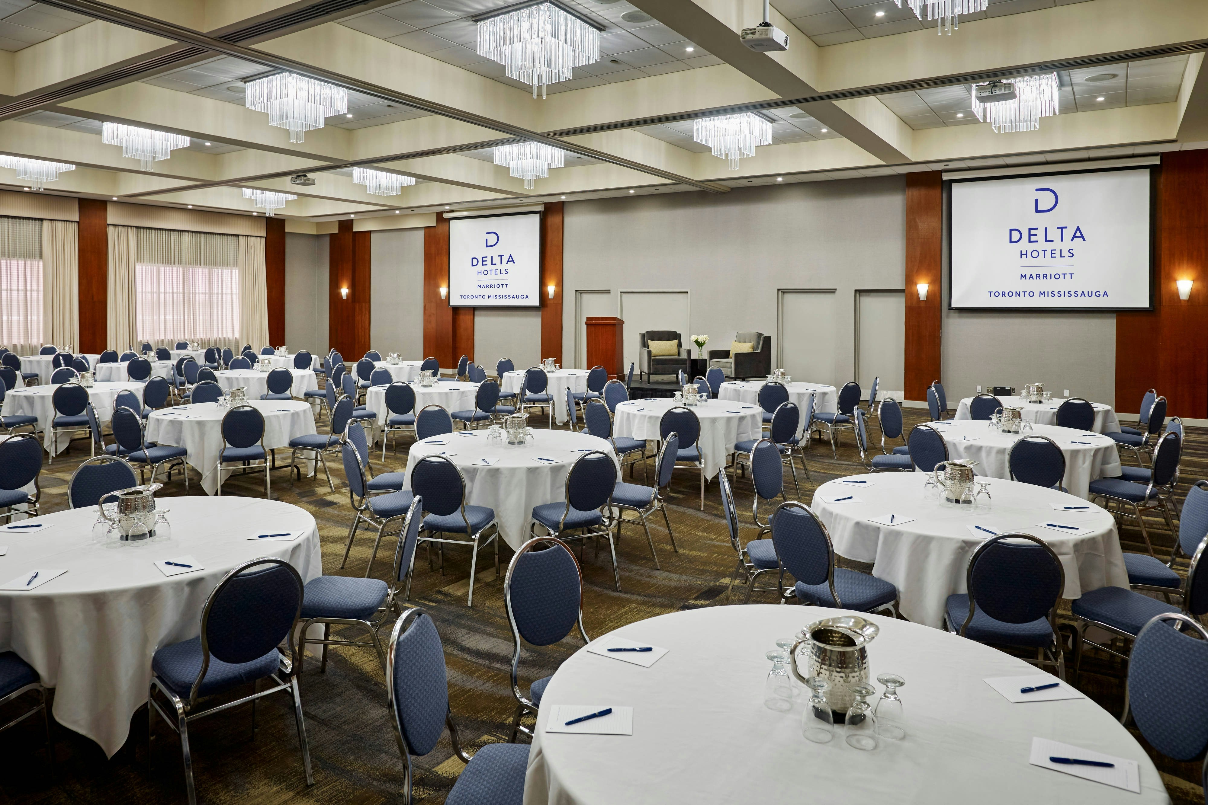 Delta Hotels By Marriott Toronto Mississauga 26/32
