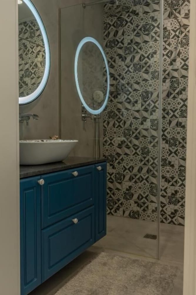Metier Boutique Hotel 7/76