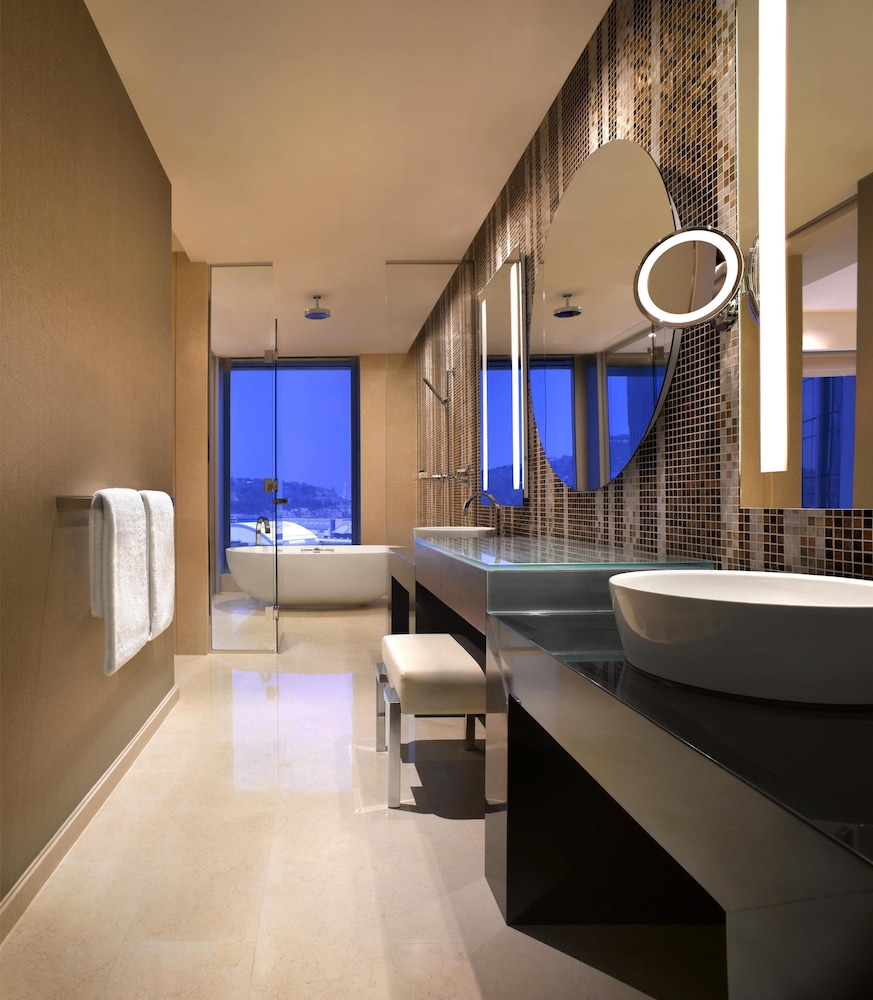 Grand Hyatt Macau 68/68