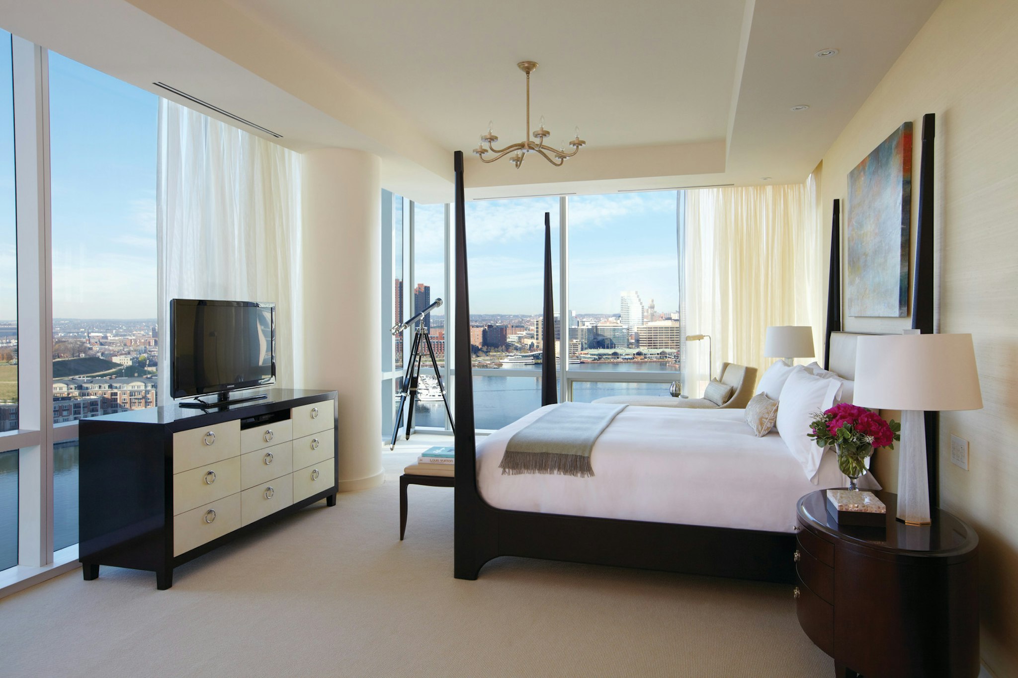 Four Seasons Hotel Baltimore 1/7