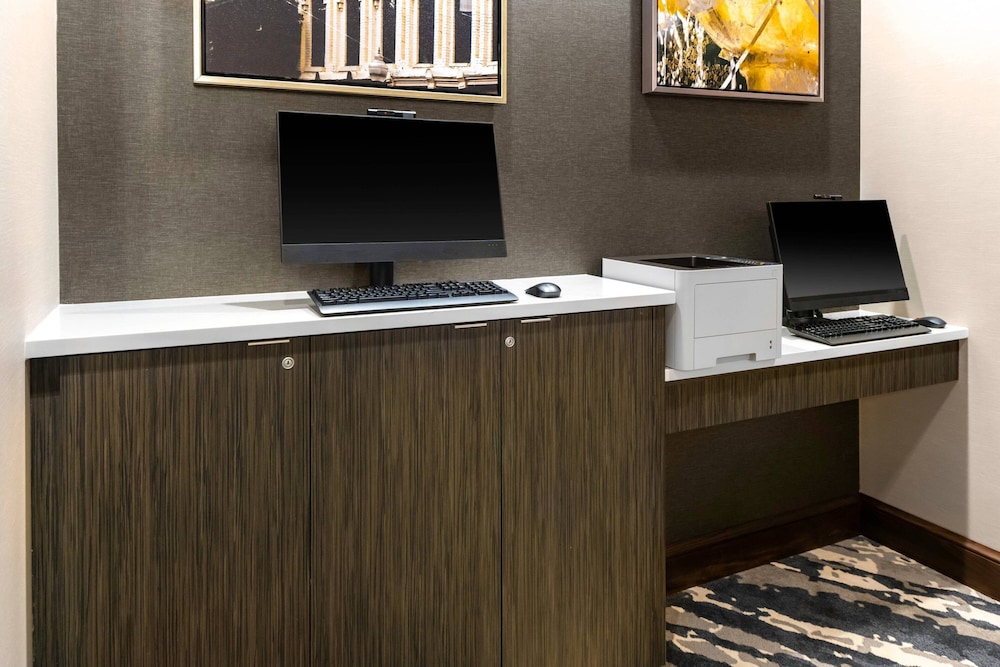 Residence Inn by Marriott Franklin Berry Farms 38/42