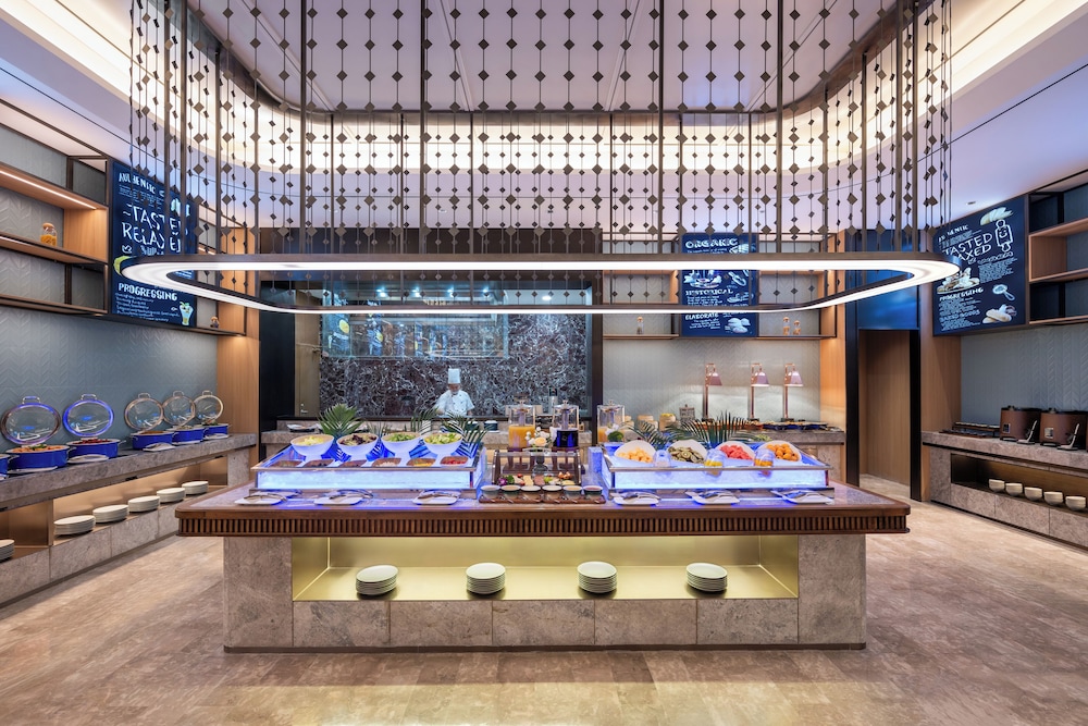 Novotel Shanghai Hongqiao International Airport 65/69