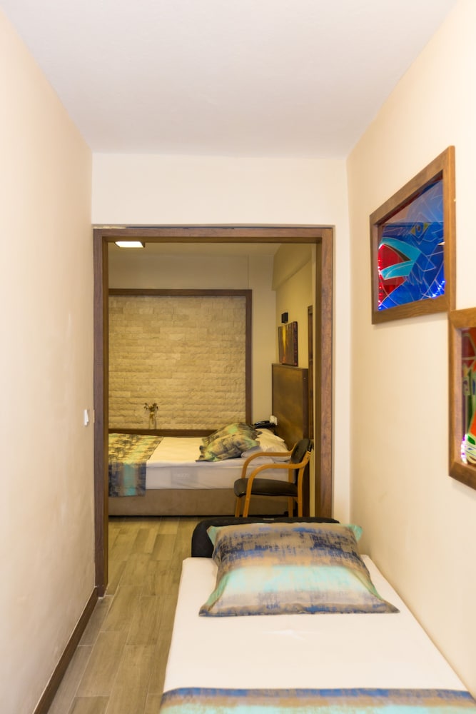 Old Town Boutique Hotel 41/50