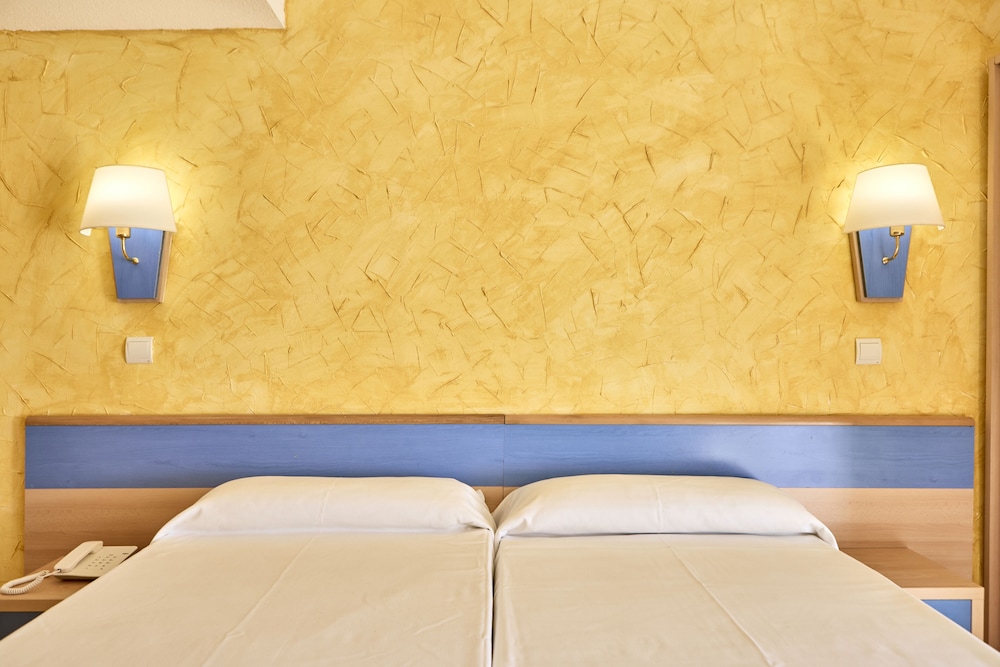 AHOI! Urban Beach Hotel 24/34