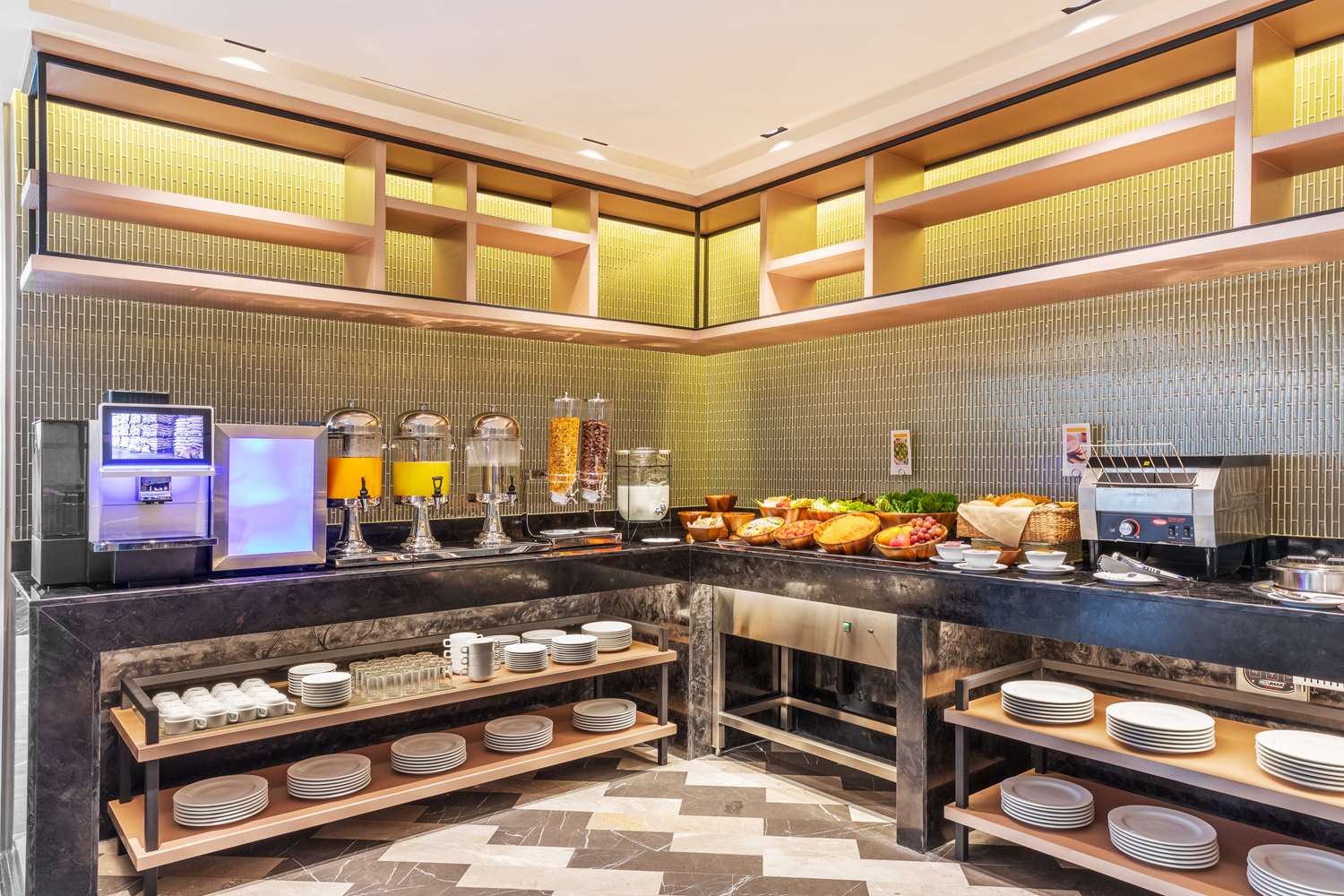 Best Western Click Sathorn 11 Bangkok 6/26