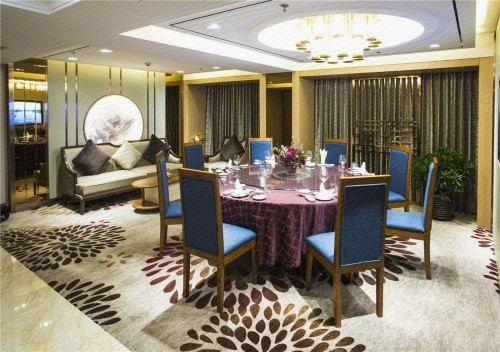 Ming cheng Jin jiang International Hotel 23/26