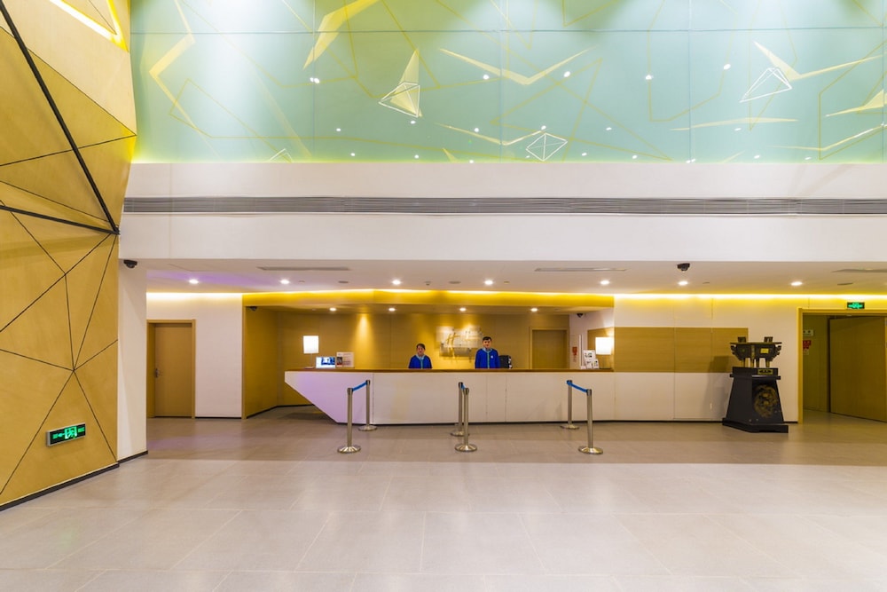 HOLIDAY INN EXPRESS JINAN HIGH-TECH ZONE 10/56