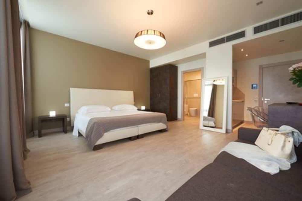 Forte16 View and Spa 14/70