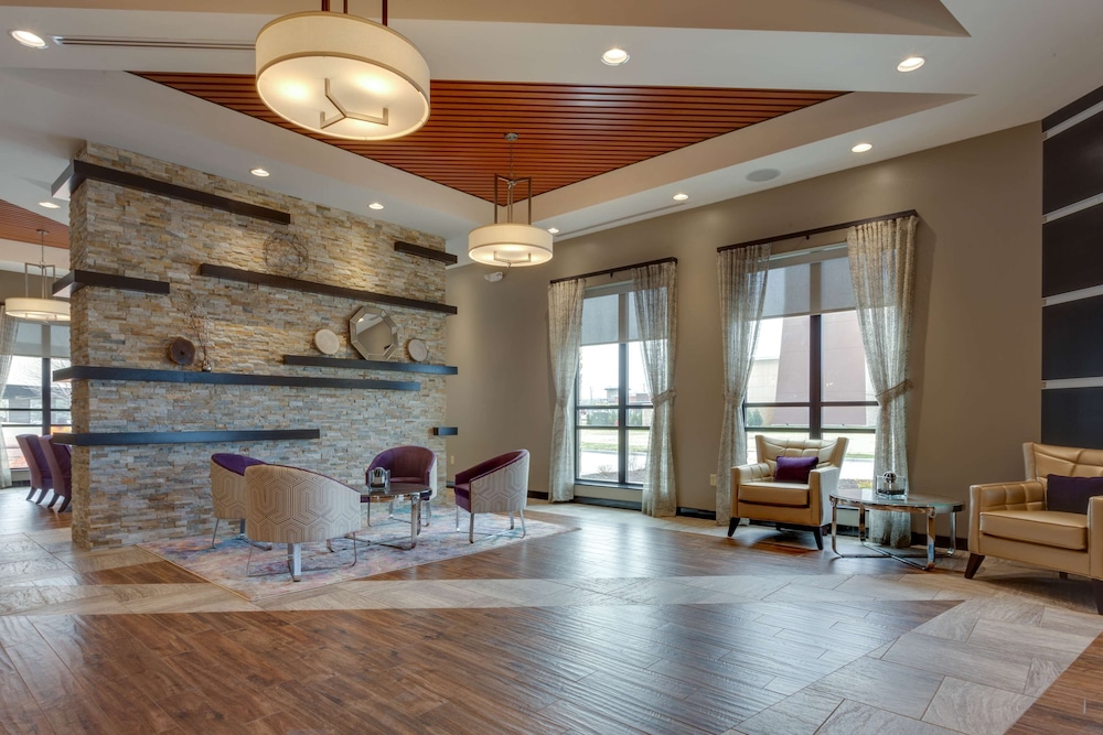 Drury Inn Suites Kansas City Overland Park 3/49