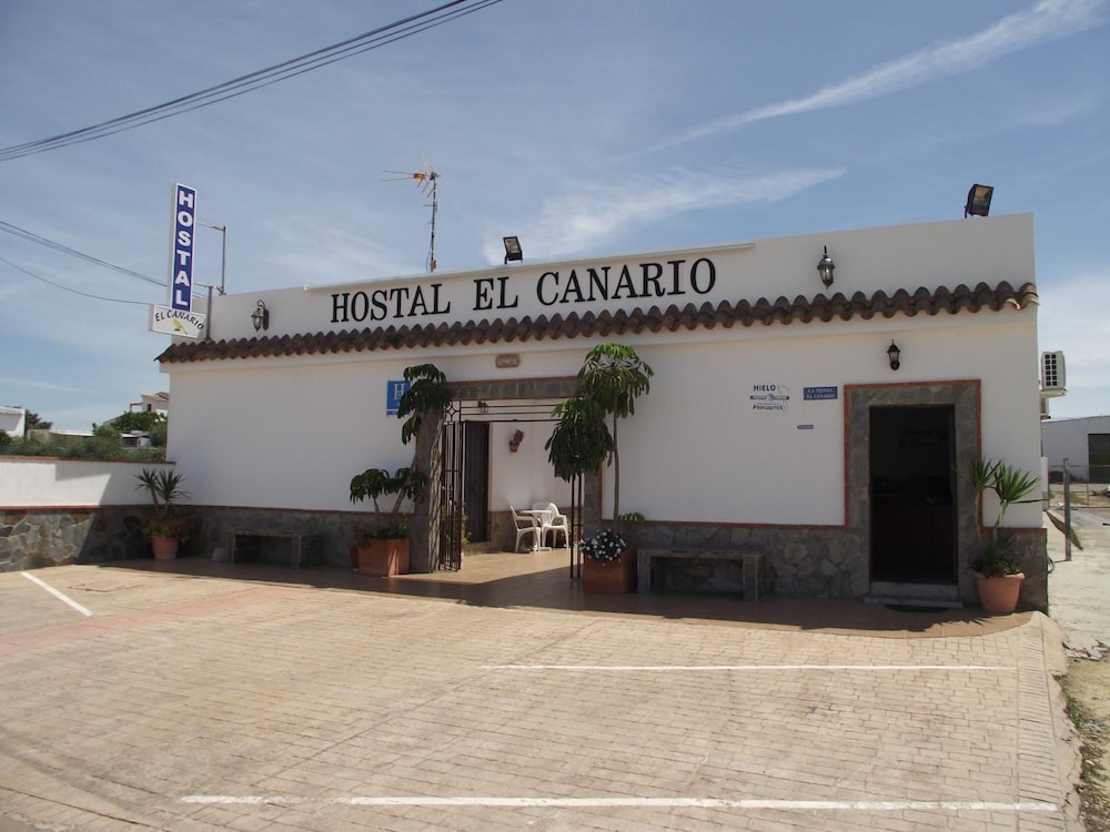 Hostal El Canario 24/36