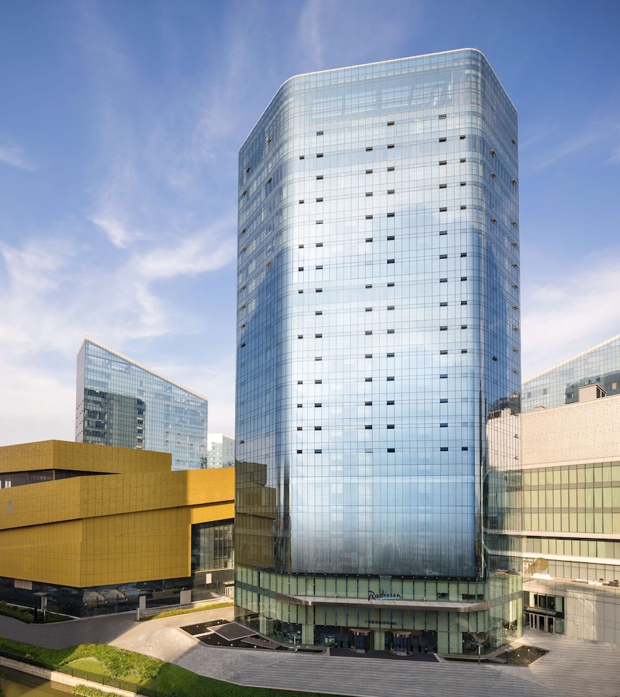 Radisson Ningbo Beilun 2/39