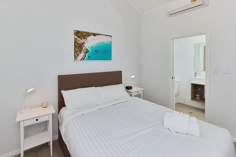 RAC Cervantes Holiday Park 25/60