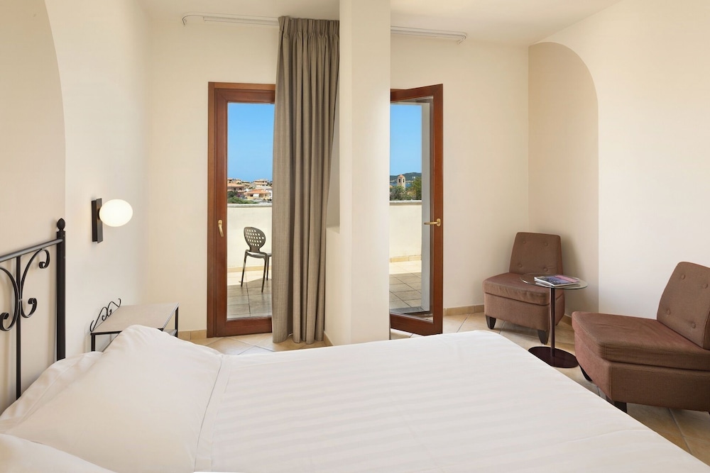 Blu Hotel Morisco Village 29/80