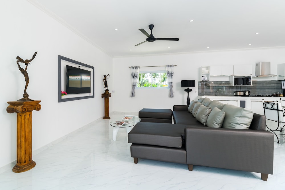 Wirason 2-Bedroom Pool Villa 14/22