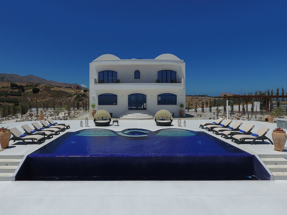 Wine Dark Sea Villa Santorini 20/23