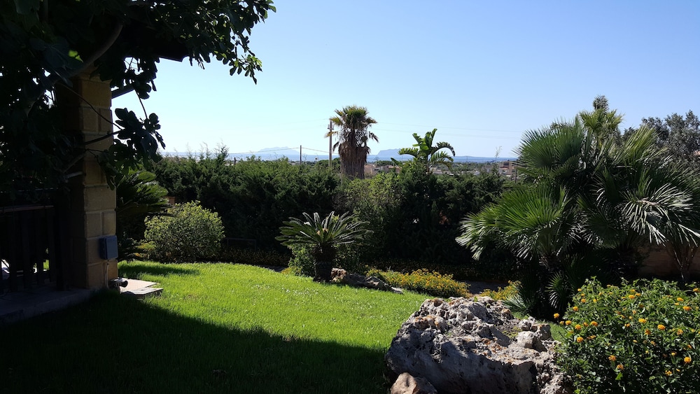 Villa Carlo Resort 51/59