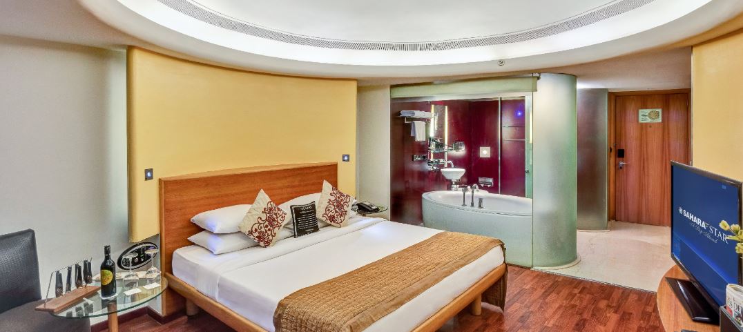 Room, Single, Lagoon View, Balcony, Bathtub
