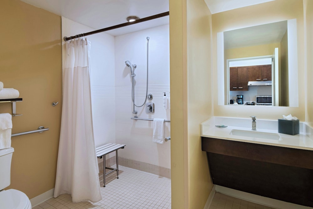 TownePlace Suites by Marriott El Paso North 26/32