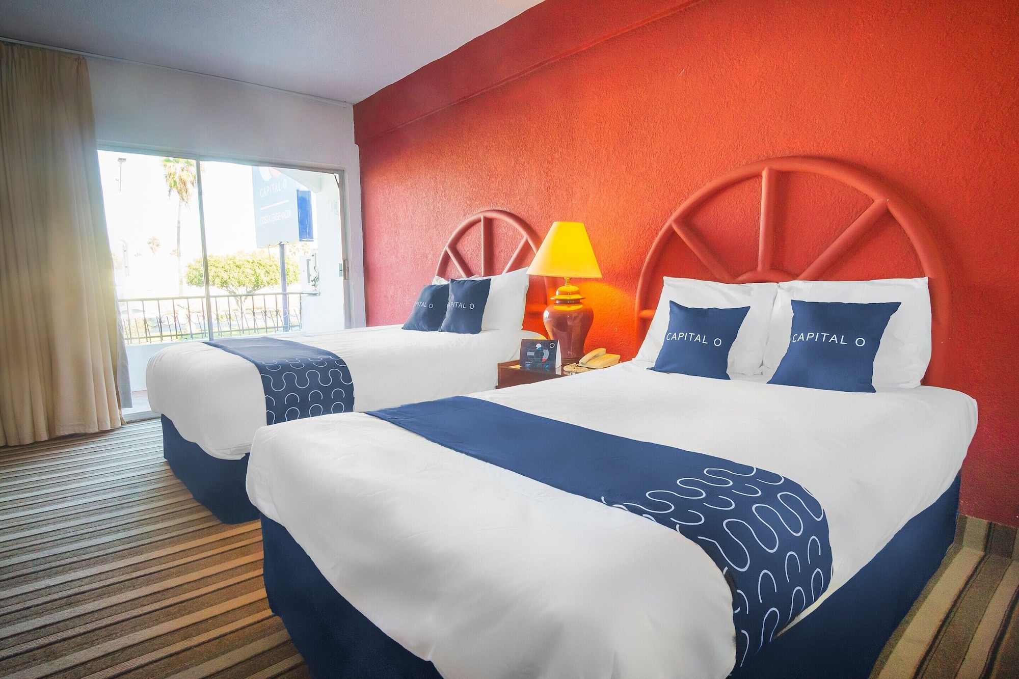 Grand, 4 Double Beds, Courtyard View, Hotel Costa Ensenada 2/8