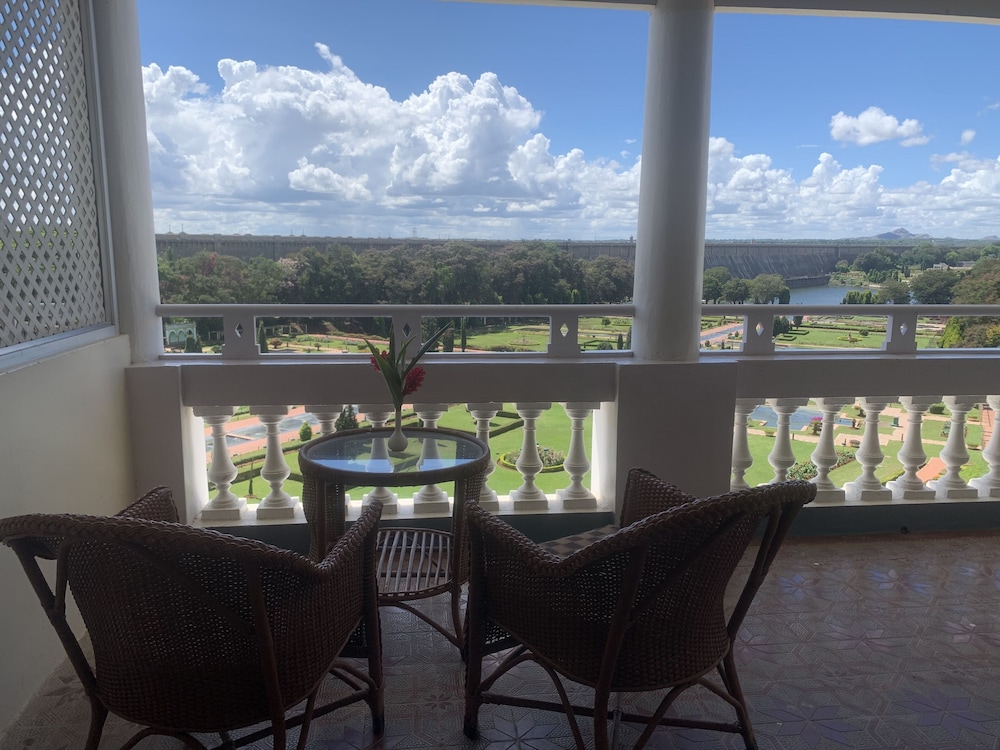 Royal Orchid Brindavan Gardens 13/37