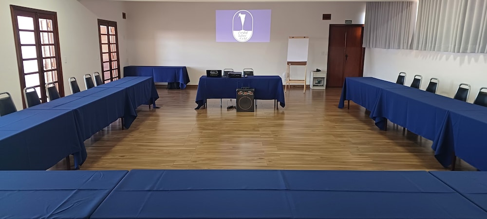 Astron Associado Cristal Palace Hotel 36/56