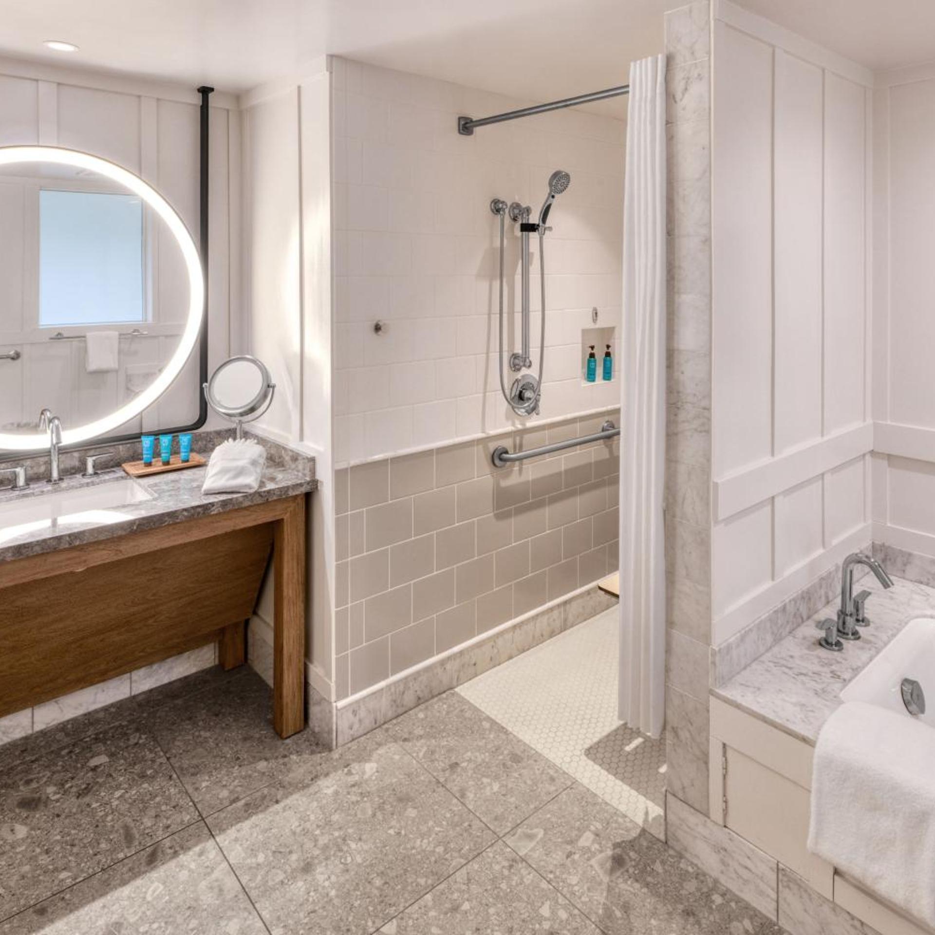 بنغل بسرير كينج مع أريكة في الطابق الأرضي، The Ritz-Carlton O ahu, Turtle Bay 5/6