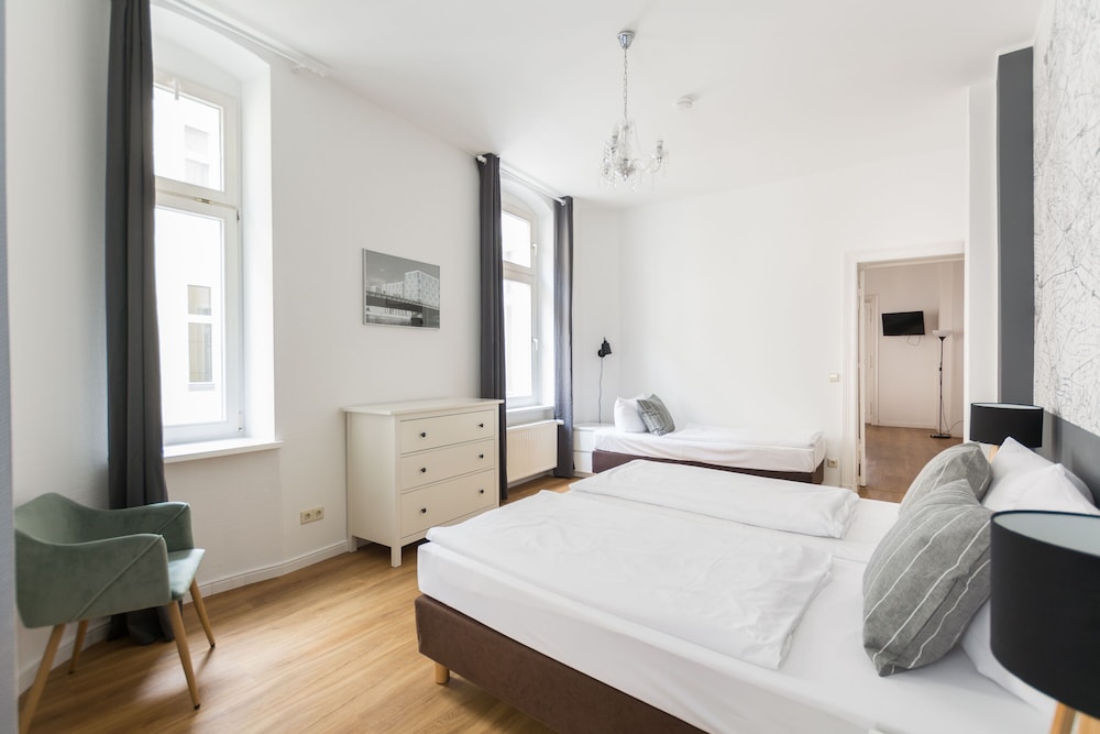 Old Town Apartments Schonhauser Allee Berlin 15/69