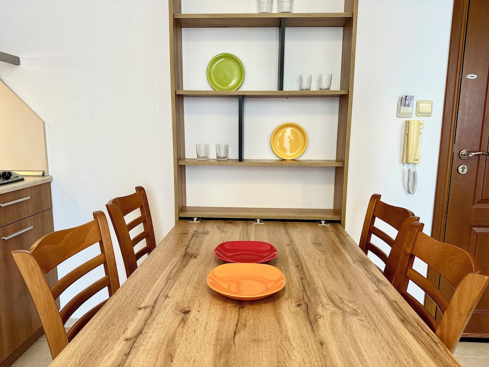 Efir Aparthotel 34/50