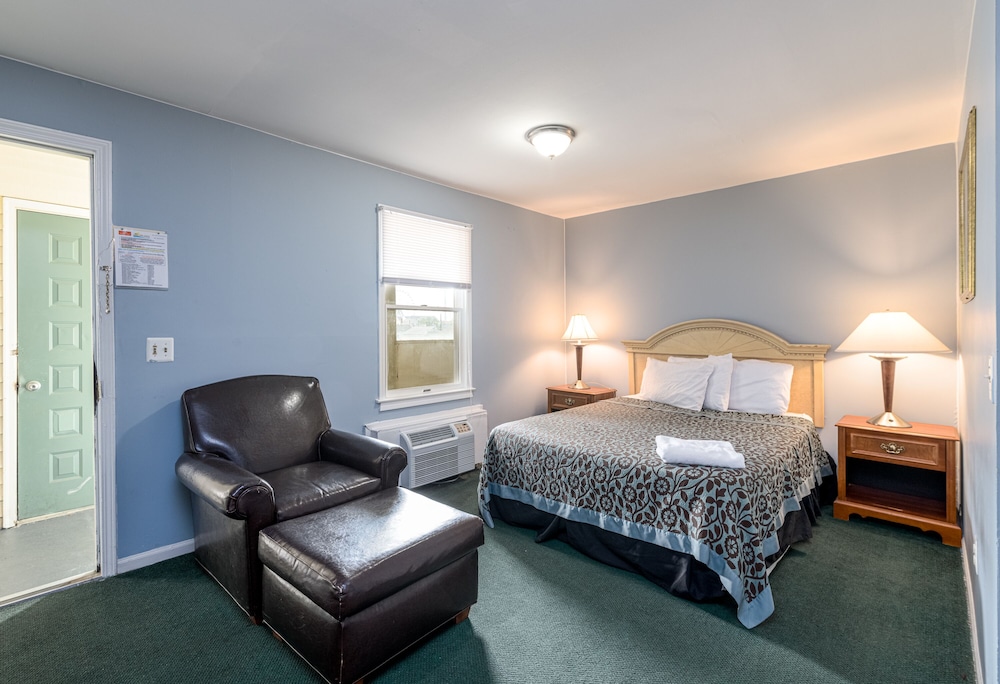 Hotel Charlee Villas By The Beach 7/62