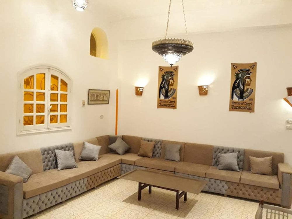 Cleopatra Hotel Luxor 20/33