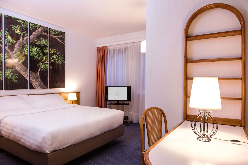 Hotel Sagitta 11/25