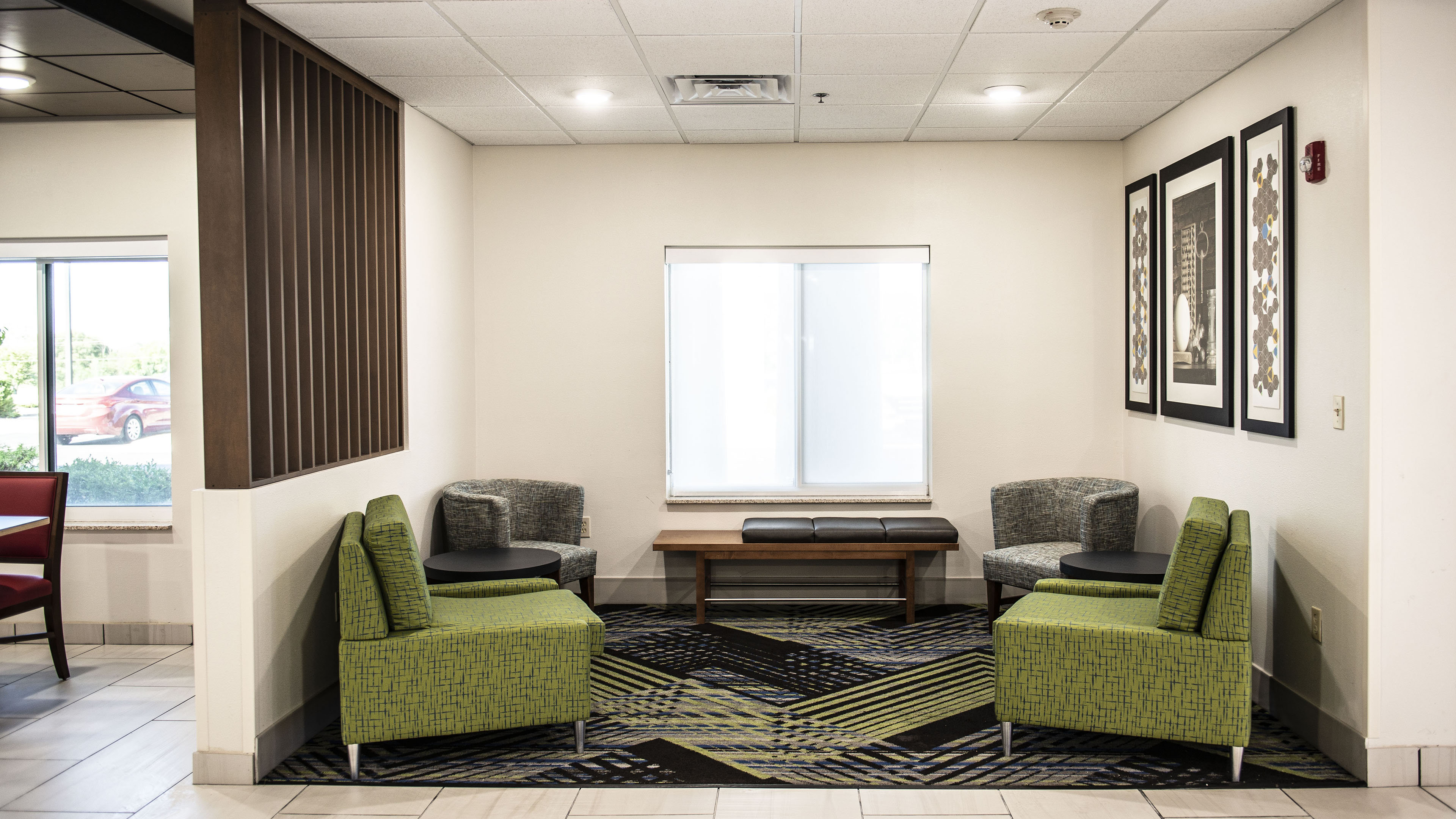 Holiday Inn Express Hotel And Suites Sedalia 53/60