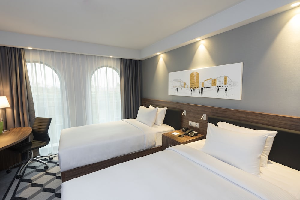 Hampton By Hilton Poznan Old Town 5/32